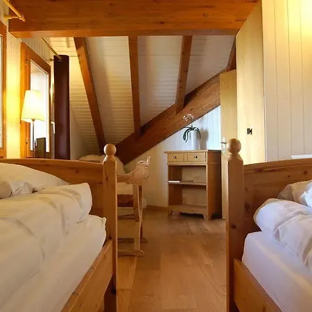 Hotel Hameau Les Cleves 3*